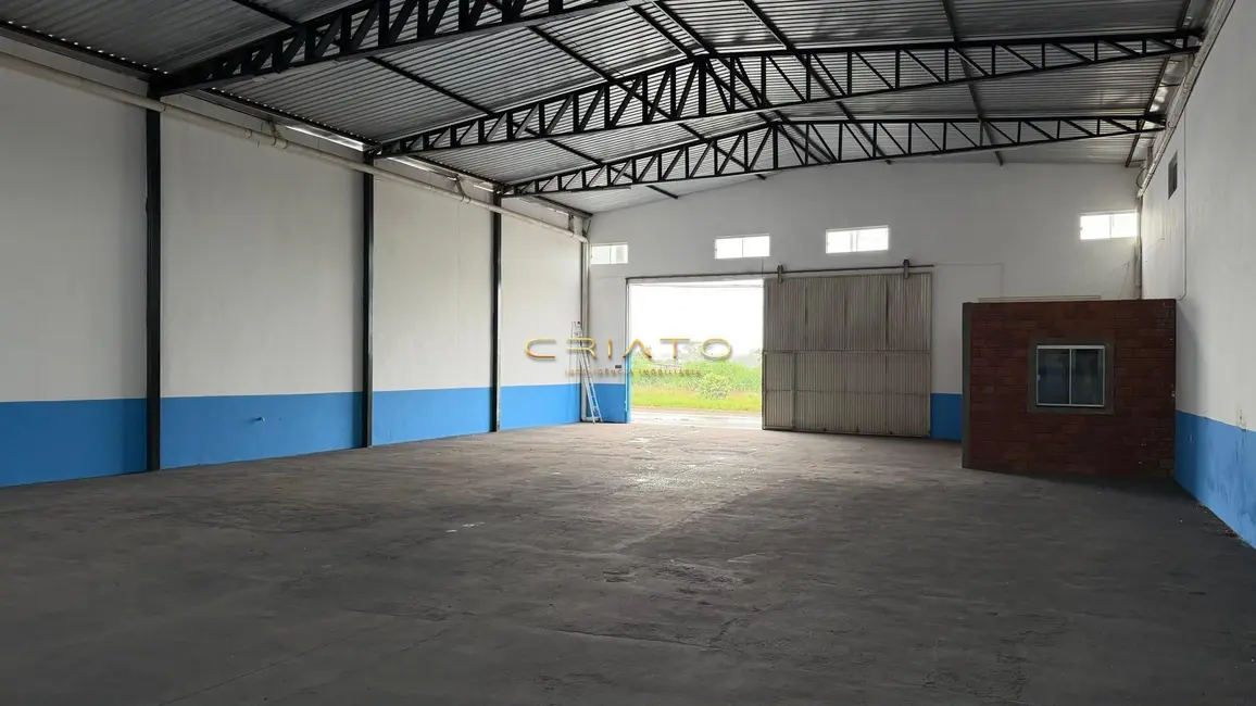 Foto 2 de Armazém / Galpão com 1 quarto para alugar, 350m2 em Parque Calixtópolis, Anapolis - GO