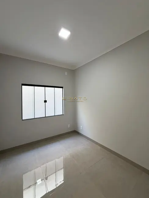 Foto 2 de Casa com 3 quartos à venda, 105m2 em Itamaraty 4ª Etapa, Anapolis - GO
