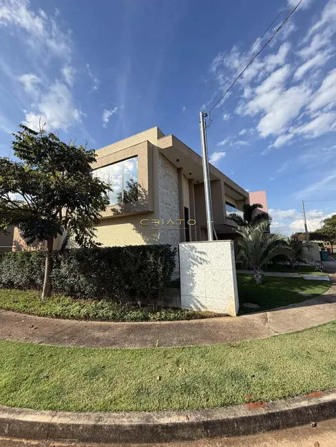 Foto 5 de Casa com 3 quartos à venda, 302m2 em Condomínio Terras Alpha Anápolis, Anapolis - GO