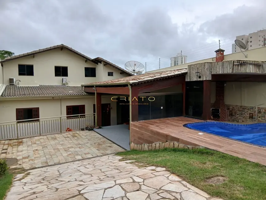 Casa com 3 quartos à venda, 180m2 em Anapolis - GO - imagem 2 Foto 2 de Casa com 3 quartos à venda, 180m2 em Anapolis - GO