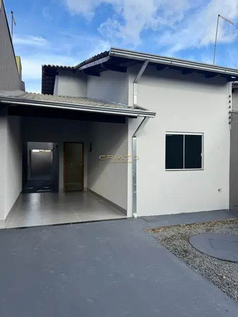 Foto 2 de Casa com 2 quartos à venda, 90m2 em Residencial Dom Felipe, Anapolis - GO