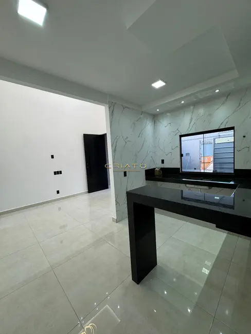 Casa com 4 quartos à venda, 152m2 em Residencial Alphaville, Anapolis - GO - imagem 3 Foto 3 de Casa com 4 quartos à venda, 152m2 em Residencial Alphaville, Anapolis - GO