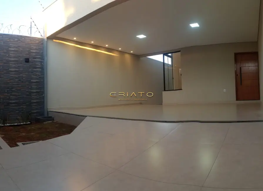 Foto 1 de Casa com 3 quartos à venda, 140m2 em Anapolis - GO