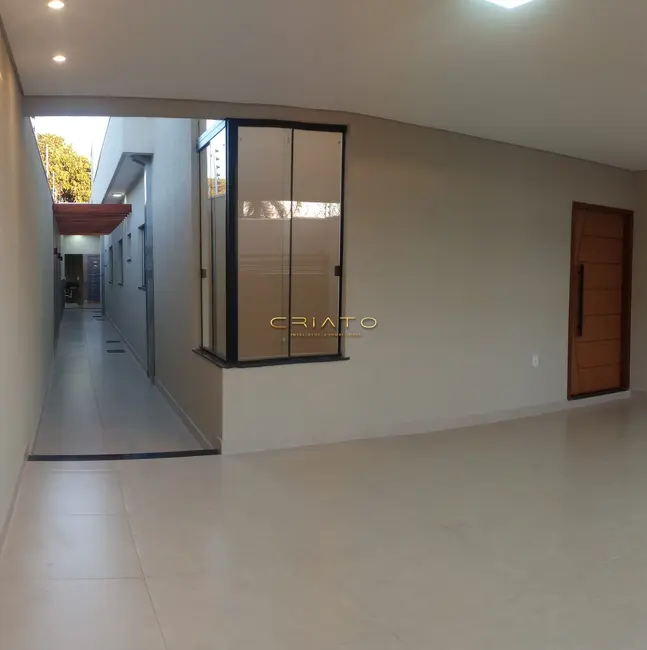 Foto 2 de Casa com 3 quartos à venda, 140m2 em Anapolis - GO