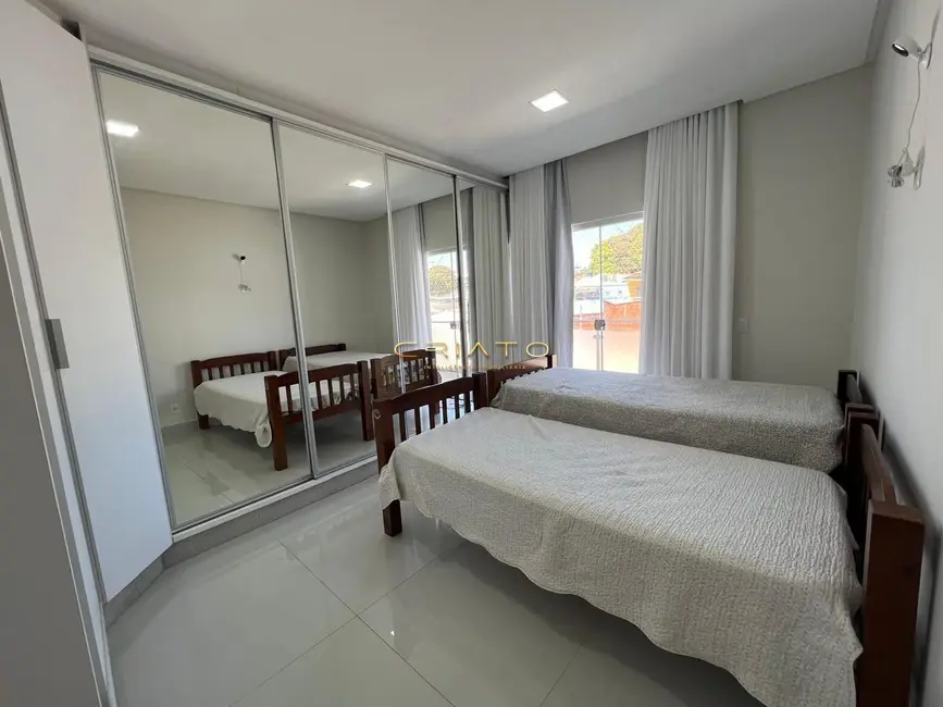 Casa com 3 quartos à venda, 190m2 em Residencial Villa Bella, Anapolis - GO - imagem 4 Foto 4 de Casa com 3 quartos à venda, 190m2 em Residencial Villa Bella, Anapolis - GO