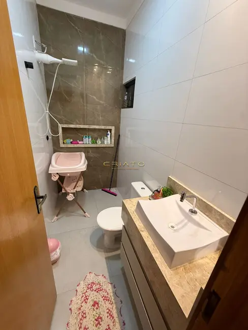 Casa com 3 quartos à venda, 105m2 em Residencial Cerejeiras, Anapolis - GO - imagem 4 Foto 4 de Casa com 3 quartos à venda, 105m2 em Residencial Cerejeiras, Anapolis - GO