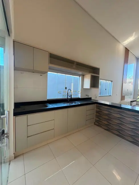 Casa com 3 quartos à venda, 150m2 em Residencial Santa Cruz, Anapolis - GO - imagem 8 Foto 8 de Casa com 3 quartos à venda, 150m2 em Residencial Santa Cruz, Anapolis - GO
