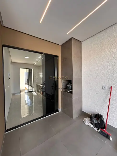 Foto 2 de Casa com 3 quartos à venda, 105m2 em Jibran El Hadj, Anapolis - GO