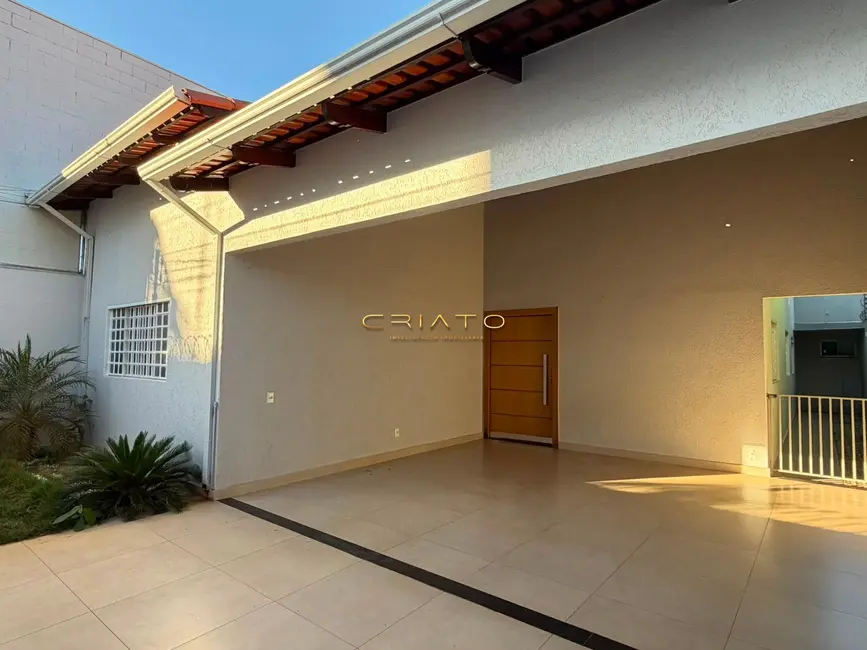 Foto 1 de Casa com 3 quartos à venda, 161m2 em Cidade Jardim, Anapolis - GO