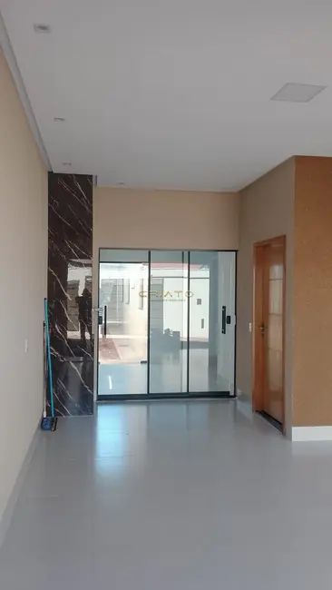 Casa com 3 quartos à venda, 130m2 em Recanto do Sol, Anapolis - GO - imagem 1 Foto 1 de Casa com 3 quartos à venda, 130m2 em Recanto do Sol, Anapolis - GO