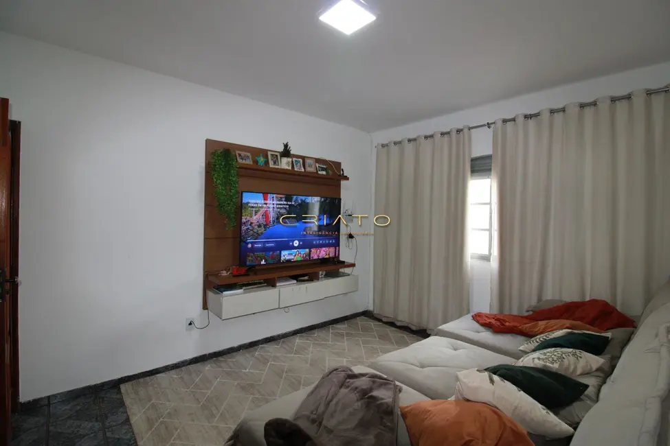 Foto 2 de Casa com 3 quartos à venda, 290m2 em Santo André, Anapolis - GO