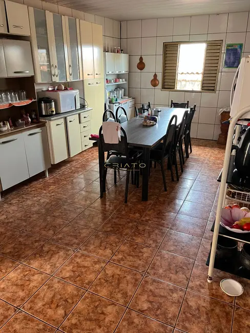 Foto 6 de Casa com 3 quartos à venda, 230m2 em Jardim Suíço, Anapolis - GO