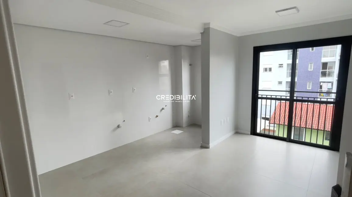 Foto 3 de Apartamento com 1 quarto para alugar, 38m2 em Camobi, Santa Maria - RS