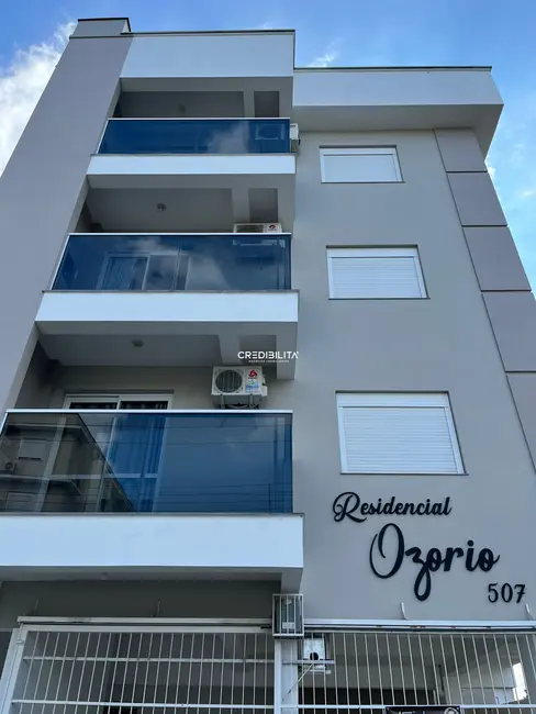 Foto 1 de Apartamento com 1 quarto para alugar, 40m2 em Camobi, Santa Maria - RS