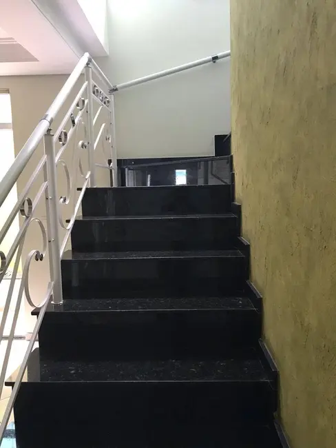 Casa com 3 quartos à venda, 200m2 em Paulicéia, Sao Bernardo Do Campo - SP - imagem 3 Foto 3 de Casa com 3 quartos à venda, 200m2 em Paulicéia, Sao Bernardo Do Campo - SP