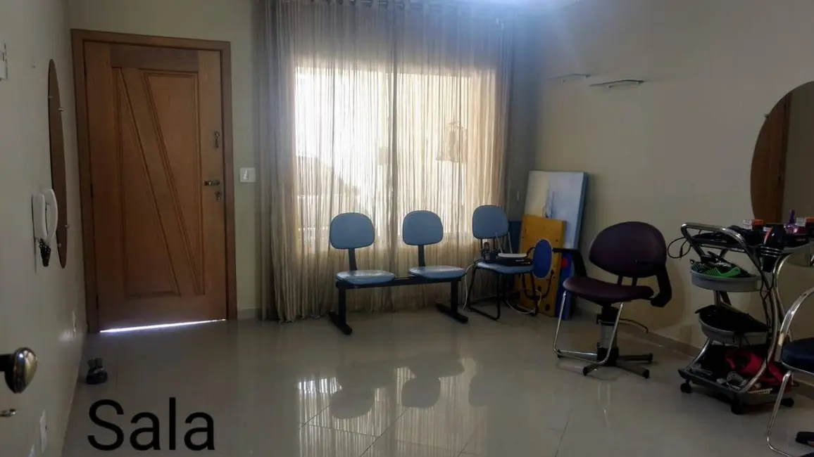 Casa com 3 quartos à venda, 146m2 em Vila Scarpelli, Santo Andre - SP - imagem 2 Foto 2 de Casa com 3 quartos à venda, 146m2 em Vila Scarpelli, Santo Andre - SP