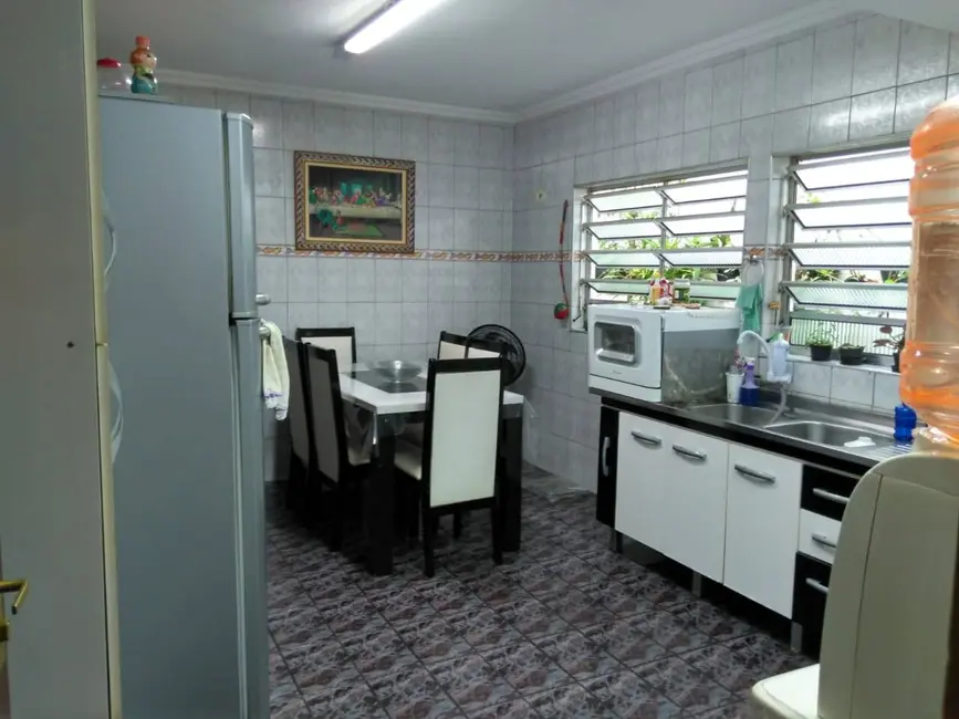 Casa com 3 quartos à venda, 225m2 em Conceição, Diadema - SP - imagem 3 Foto 3 de Casa com 3 quartos à venda, 225m2 em Conceição, Diadema - SP