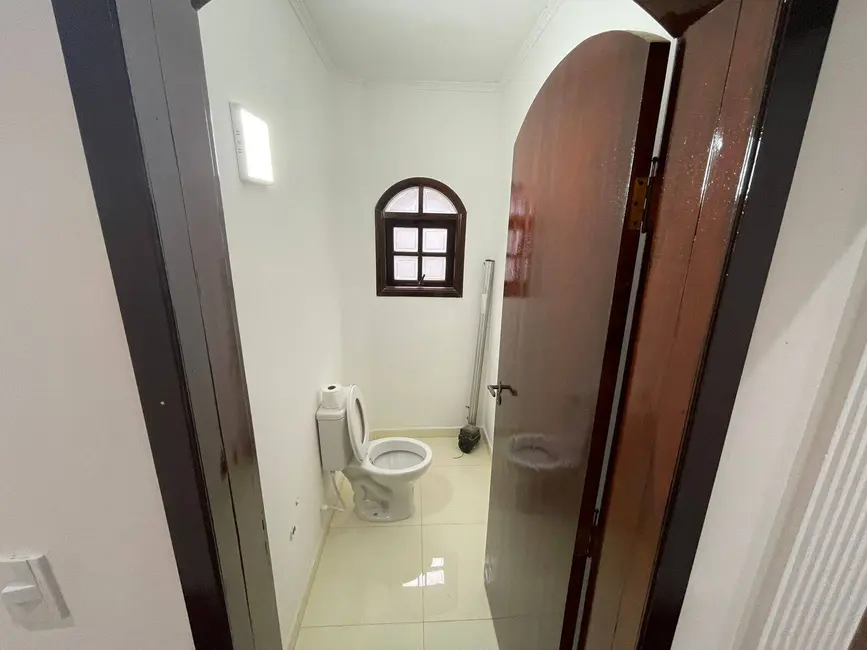 Casa com 3 quartos à venda, 220m2 em Jardim das Maravilhas, Santo Andre - SP - imagem 6 Foto 6 de Casa com 3 quartos à venda, 220m2 em Jardim das Maravilhas, Santo Andre - SP