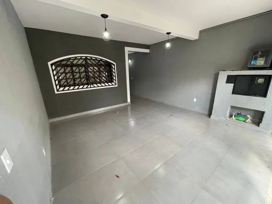 Casa com 3 quartos à venda, 220m2 em Jardim das Maravilhas, Santo Andre - SP - imagem 1 Foto 1 de Casa com 3 quartos à venda, 220m2 em Jardim das Maravilhas, Santo Andre - SP