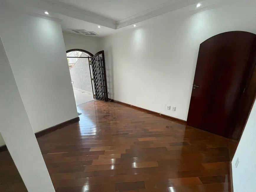 Casa com 3 quartos à venda, 220m2 em Jardim das Maravilhas, Santo Andre - SP - imagem 7 Foto 7 de Casa com 3 quartos à venda, 220m2 em Jardim das Maravilhas, Santo Andre - SP
