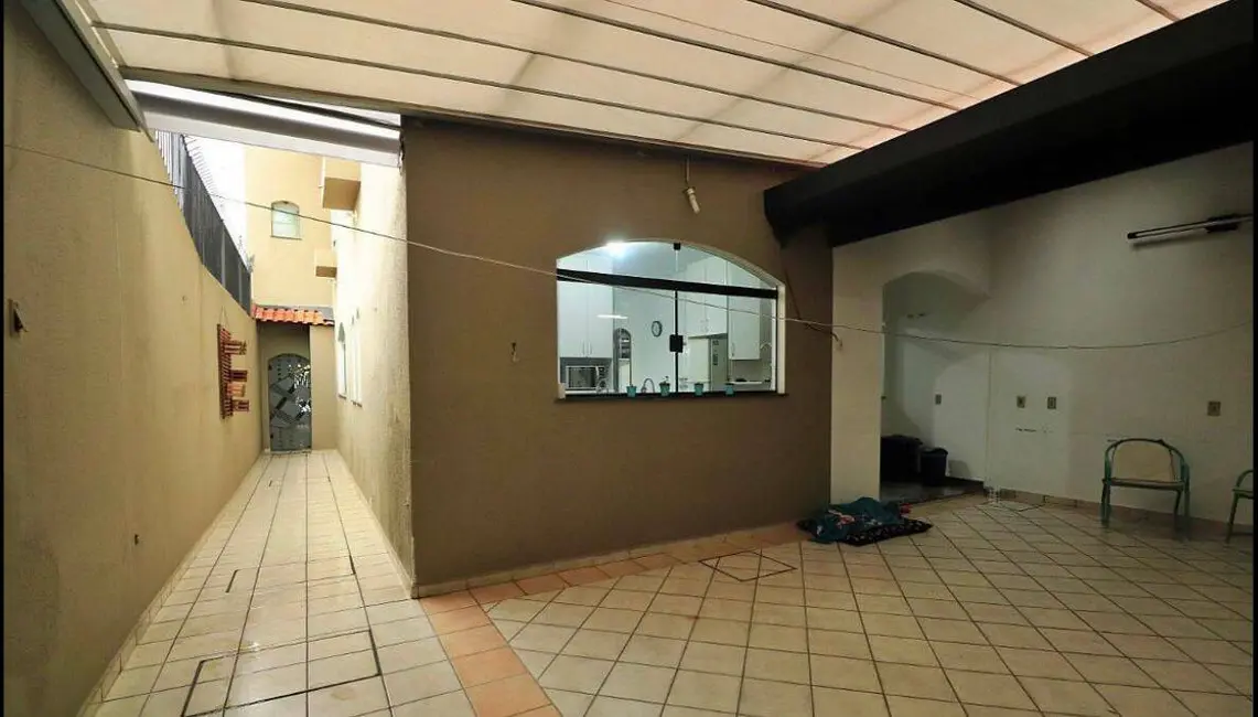 Foto 1 de Casa com 4 quartos à venda, 300m2 em Utinga, Santo Andre - SP