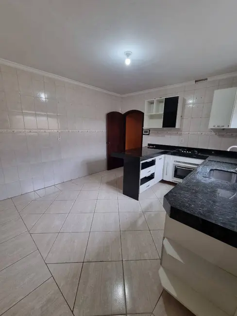 Casa com 3 quartos à venda, 175m2 em Jardim do Mar, Sao Bernardo Do Campo - SP - imagem 4 Foto 4 de Casa com 3 quartos à venda, 175m2 em Jardim do Mar, Sao Bernardo Do Campo - SP