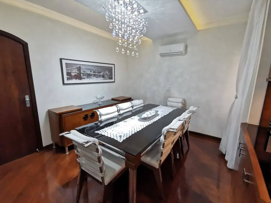 Foto 8 de Casa com 3 quartos à venda, 250m2 em Jardim Stella, Santo Andre - SP