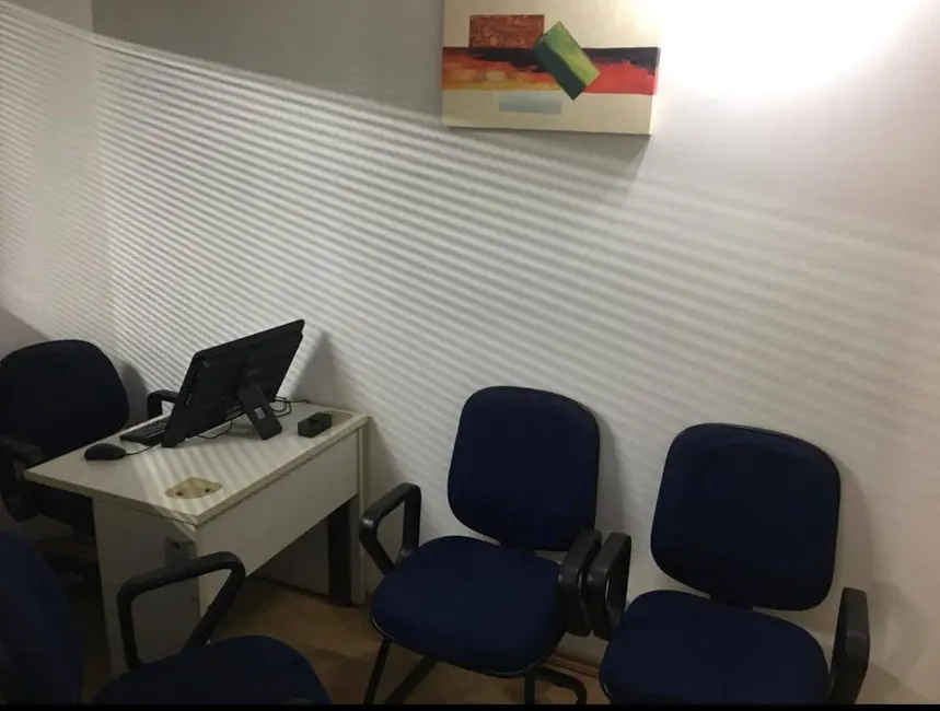 Sala Comercial à venda, 36m2 em Liberdade, São Paulo - SP - imagem 1 Foto 1 de Sala Comercial à venda, 36m2 em Liberdade, São Paulo - SP