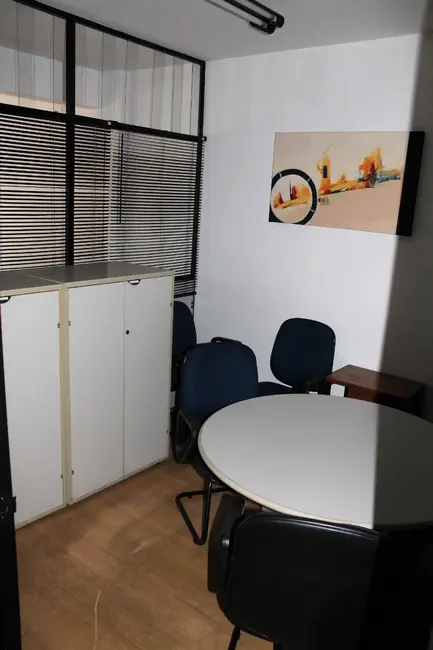 Sala Comercial à venda, 36m2 em Liberdade, São Paulo - SP - imagem 3 Foto 3 de Sala Comercial à venda, 36m2 em Liberdade, São Paulo - SP