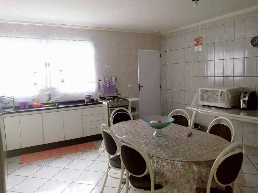 Foto 3 de Casa com 3 quartos à venda, 235m2 em Parque Gerassi, Santo Andre - SP