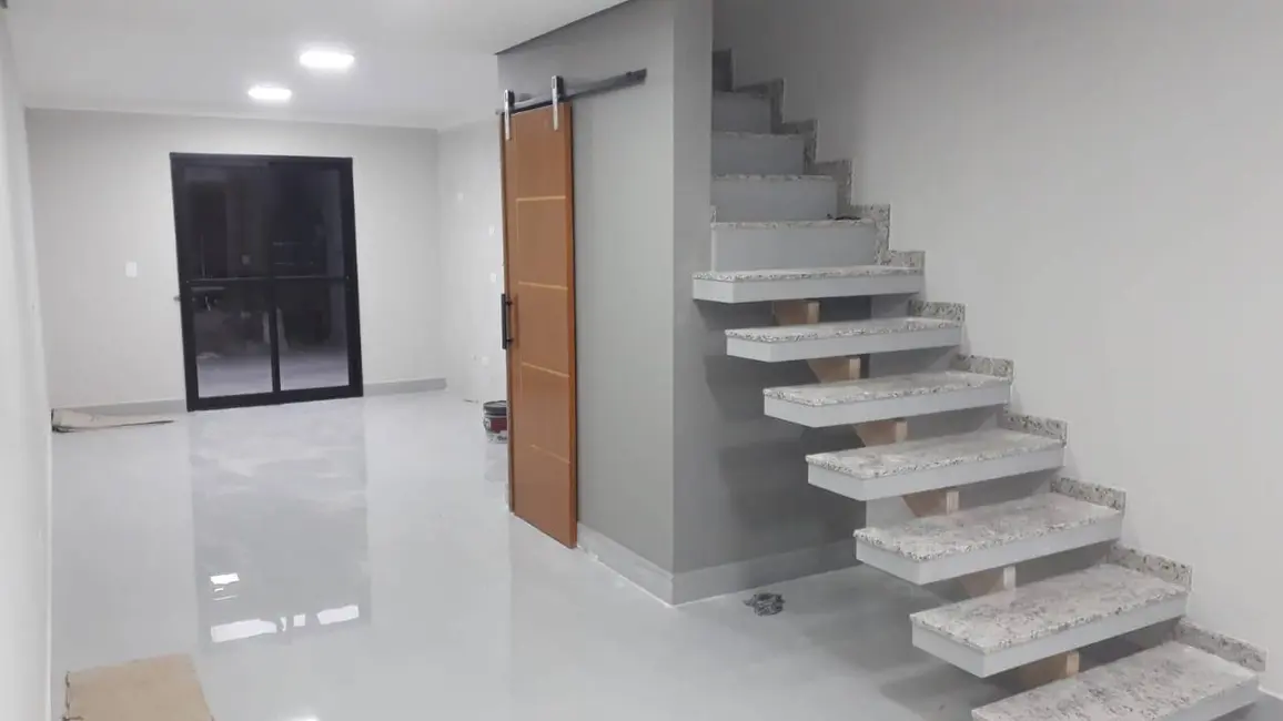 Foto 2 de Casa com 2 quartos à venda, 100m2 em Vila Clarice, Santo Andre - SP