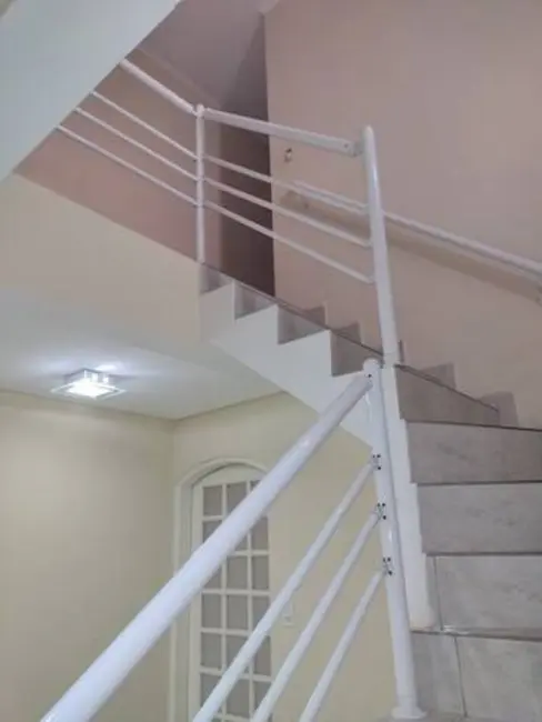 Foto 5 de Casa com 2 quartos à venda, 179m2 em Jardim Las Vegas, Santo Andre - SP