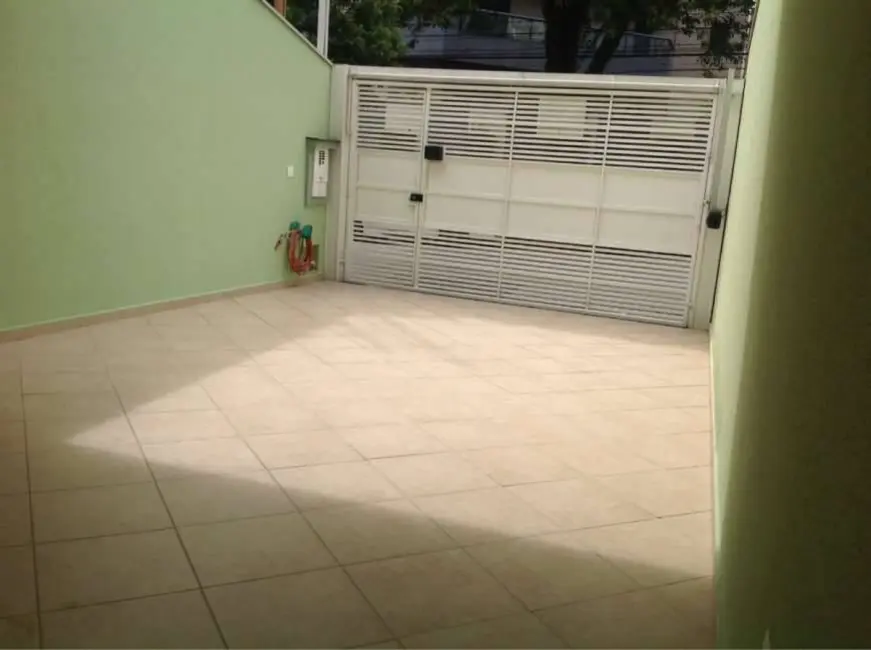 Sobrado com 3 quartos à venda, 222m2 em Centro, Sao Bernardo Do Campo - SP - imagem 2 Foto 2 de Sobrado com 3 quartos à venda, 222m2 em Centro, Sao Bernardo Do Campo - SP
