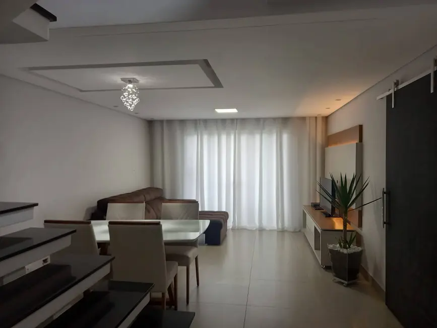 Foto 5 de Casa com 2 quartos à venda, 200m2 em Vila Sacadura Cabral, Santo Andre - SP