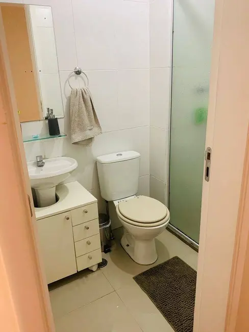 Foto 9 de Apartamento com 2 quartos à venda, 43m2 em Canhema, Diadema - SP