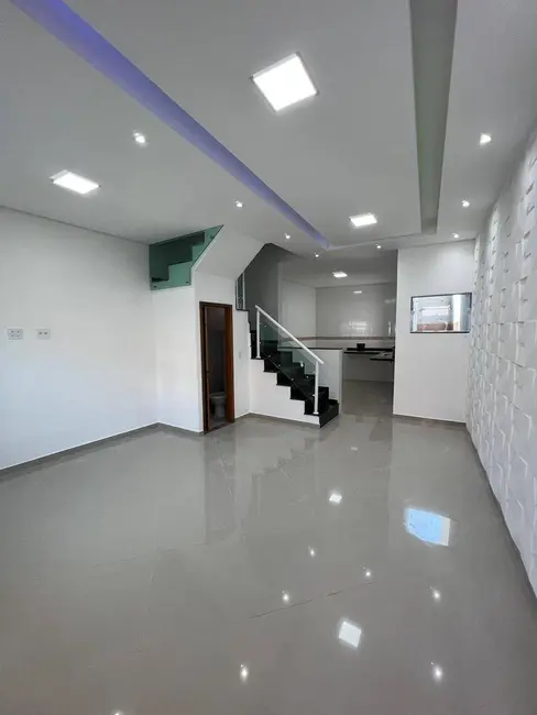 Casa com 2 quartos à venda, 115m2 em Santo Andre - SP - imagem 5 Foto 5 de Casa com 2 quartos à venda, 115m2 em Santo Andre - SP