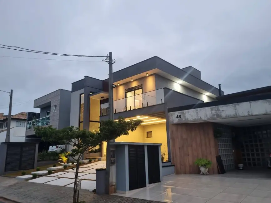 Foto 8 de Casa com 3 quartos à venda, 234m2 em Cézar de Souza, Mogi Das Cruzes - SP