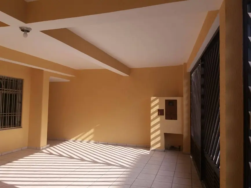 Foto 4 de Sobrado com 3 quartos à venda, 245m2 em Vila Camilópolis, Santo Andre - SP