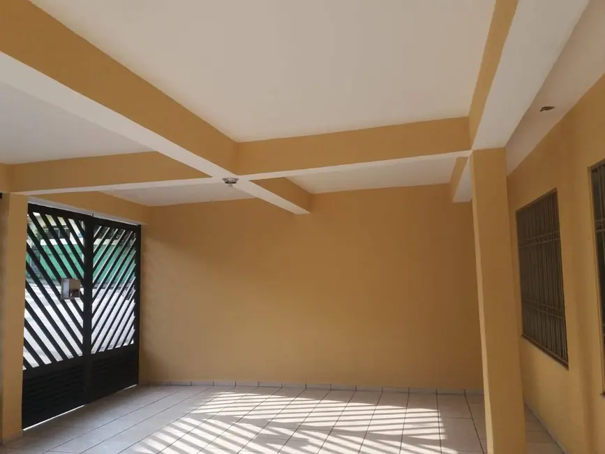 Foto 1 de Sobrado com 3 quartos à venda, 245m2 em Vila Camilópolis, Santo Andre - SP