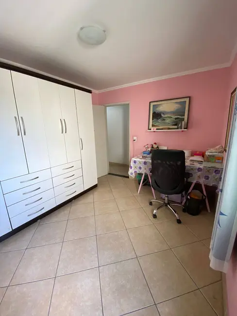 Foto 9 de Casa com 3 quartos à venda, 200m2 em Jardim Stella, Santo Andre - SP