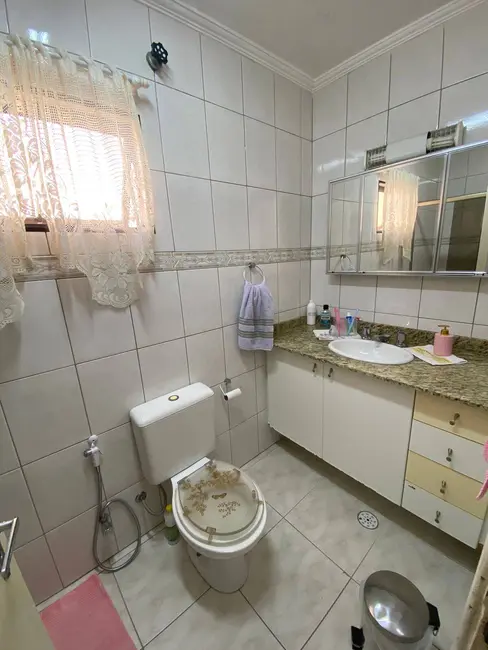 Foto 7 de Casa com 3 quartos à venda, 200m2 em Jardim Stella, Santo Andre - SP
