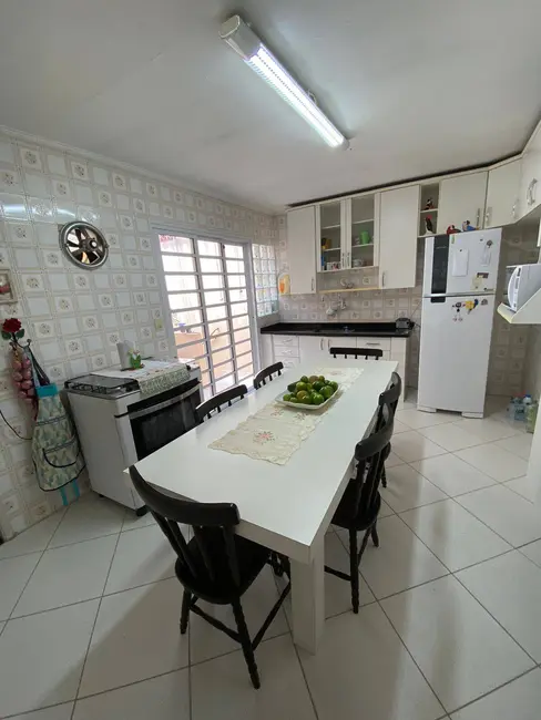 Foto 2 de Casa com 3 quartos à venda, 200m2 em Jardim Stella, Santo Andre - SP