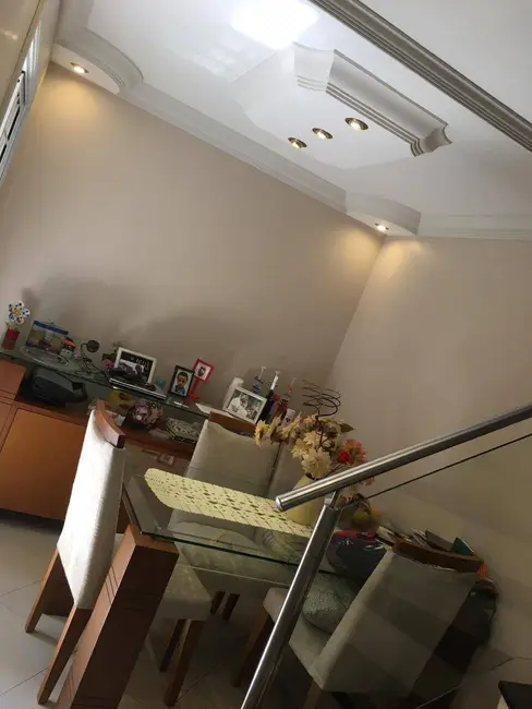 Casa com 3 quartos à venda, 74m2 em Vila Eldízia, Santo Andre - SP - imagem 3 Foto 3 de Casa com 3 quartos à venda, 74m2 em Vila Eldízia, Santo Andre - SP