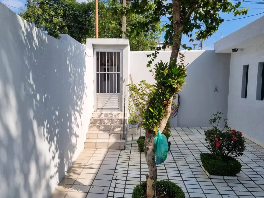 Foto 2 de Casa com 2 quartos à venda, 192m2 em Vila Eldízia, Santo Andre - SP