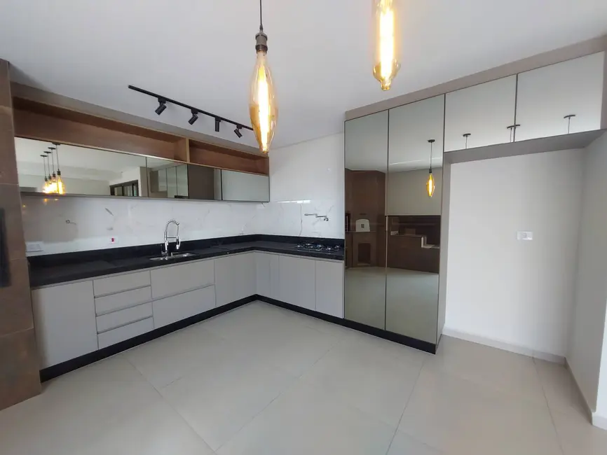 Foto 2 de Sobrado com 4 quartos à venda, 288m2 em Boituva - SP