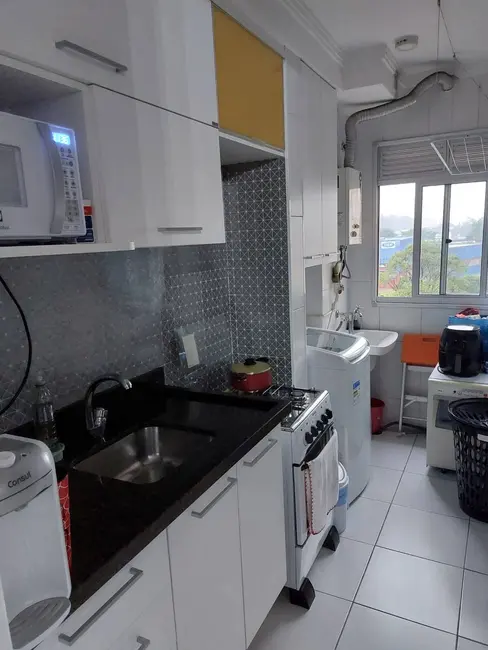 Foto 3 de Apartamento com 2 quartos à venda, 44m2 em Canhema, Diadema - SP