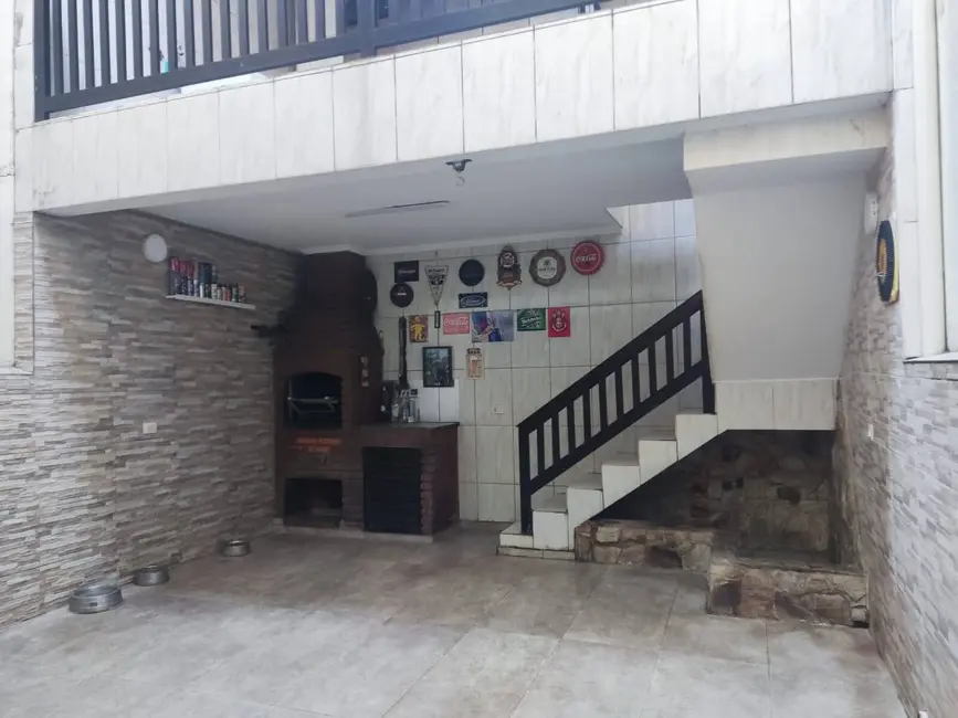 Casa com 3 quartos à venda, 190m2 em Jardim Las Vegas, Santo Andre - SP - imagem 5 Foto 5 de Casa com 3 quartos à venda, 190m2 em Jardim Las Vegas, Santo Andre - SP