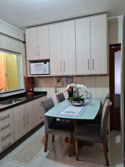 Casa com 3 quartos à venda, 150m2 em Demarchi, Sao Bernardo Do Campo - SP - imagem 8 Foto 8 de Casa com 3 quartos à venda, 150m2 em Demarchi, Sao Bernardo Do Campo - SP