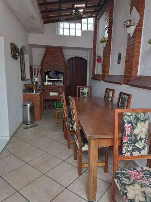 Foto 5 de Casa com 3 quartos à venda, 221m2 em Dos Casa, Sao Bernardo Do Campo - SP