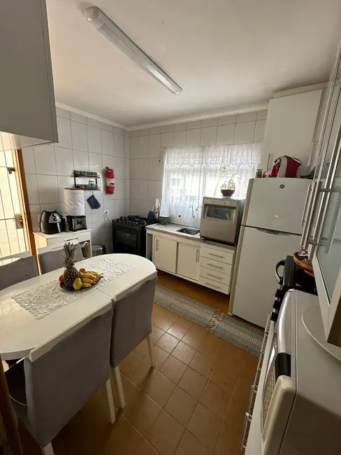 Foto 9 de Casa com 2 quartos à venda, 150m2 em Dos Casa, Sao Bernardo Do Campo - SP